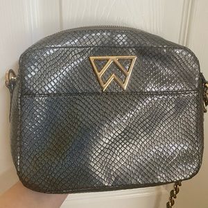 Kelly Wynne Mingle Mingle Purse